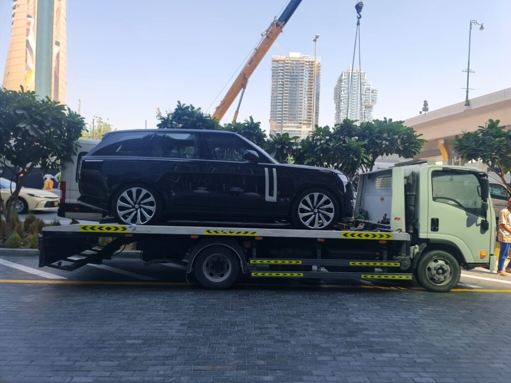 Car recovery dubai