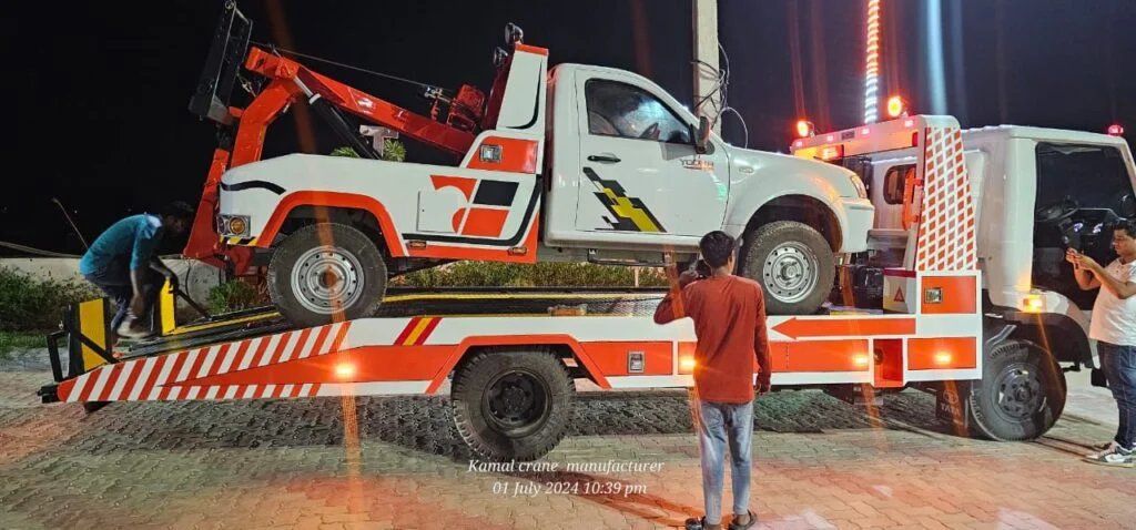 luxury Car towing in Dubai