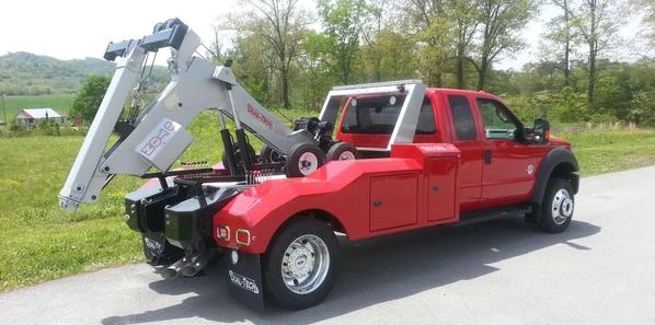 Tow Truck Recovery in Dubai